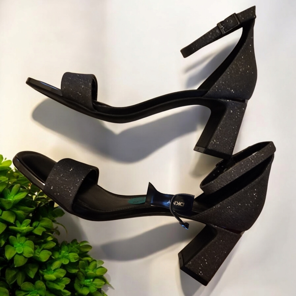 Women’s 7.5 DKNY Charcoal Shimmer Ankle Strap Open Toe Block Heels Shoes New